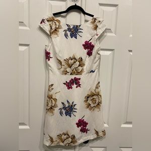 New! ANN TAYLOR PETITE DRESS SHORT SLV BOAT NECK MULTICOLOR FLORAL LINEN SZ 4P